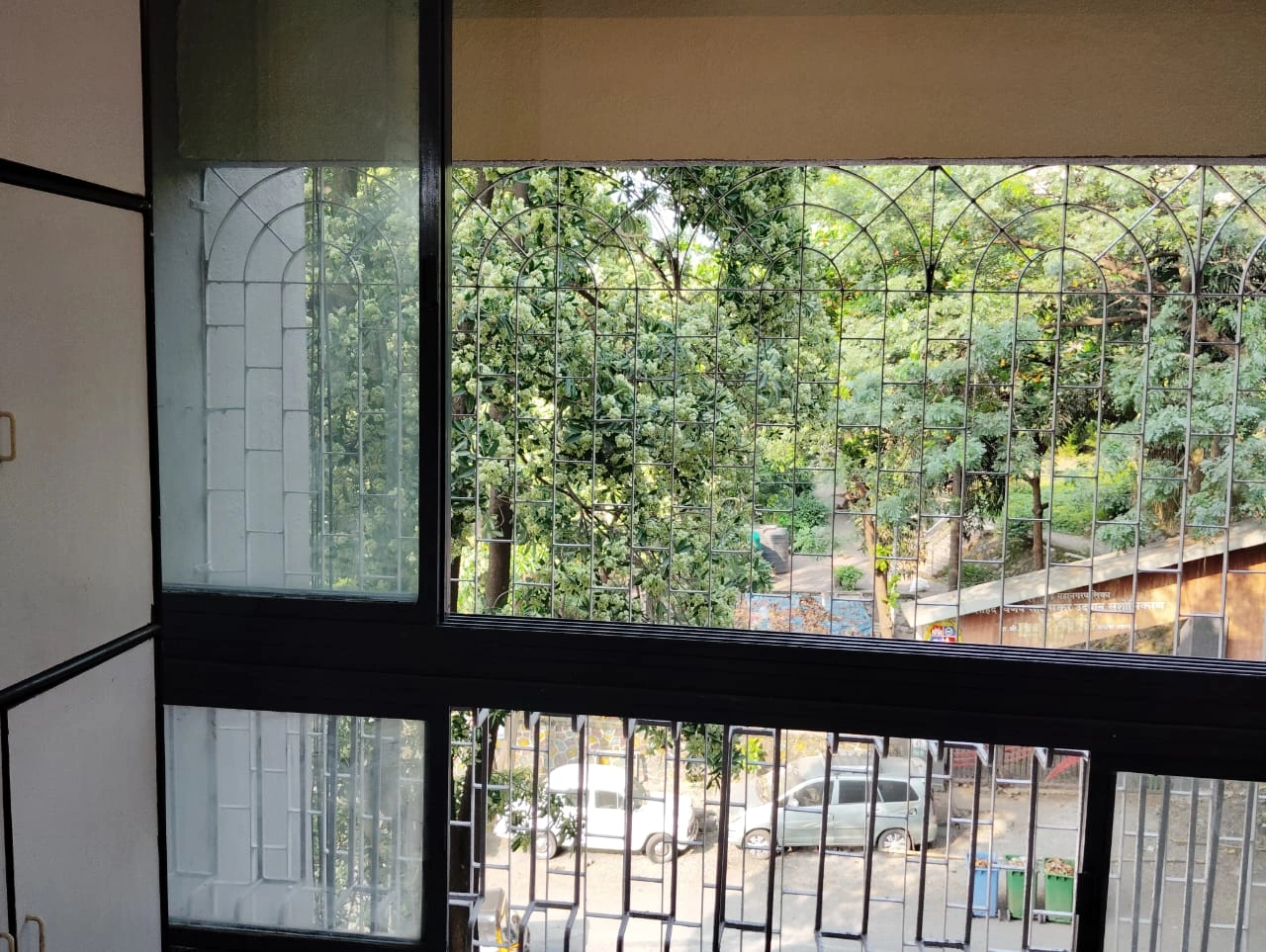 2 BHK Flat for Rent in Raheja Heights, Malad East